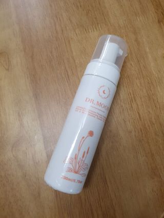 MF프리 [닥터문] 유산균 락토케어 질경초 여성청결제 200ml (폼타입) — 5점을 준 리뷰어가 2022년 7월 올린 사용 사진