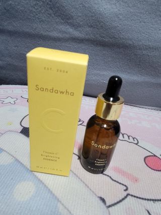 스킨큐어 산다화 비타민c 화이트닝 에센스 30ml — 5점을 준 리뷰어가 2023년 12월 올린 사용 사진