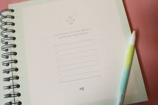 리훈 여러분의 오늘을 채워나갈 수 있도록 도와줄 오늘공부 1년용 스터디플래너 — 4.5점을 준 리뷰어가 2022년 3월 올린 사용 사진