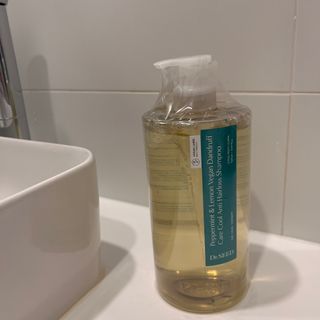 닥터시드 페퍼민트 앤 레몬 비건 비듬케어 쿨 탈모 샴푸 (1000ml) — 5점을 준 리뷰어가 2024년 2월 올린 사용 사진