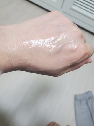 허블룸 콤부차 플랜트바이옴 비건 세럼 & 베지비타민앰플 — 5점을 준 리뷰어가 2021년 3월 올린 사용 사진