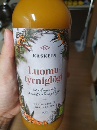 H365 [Kaskein Luomutyrniglögi] 핀란드 전통 무알콜 멀드와인 시벅톤 글로기 — 5점을 준 리뷰어가 2021년 4월 올린 사용 사진