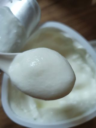 떠먹는불가리스 마이플레인 요거트 435g 6개입 — 5점을 준 리뷰어가 2021년 3월 올린 사용 사진