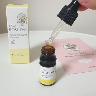 라라로즈데이 시즌2 천연 아로마오일 Y존 케어 속옷향수 이너퍼퓸 5ml  여성의 자존감을 UP시키자 — 5점을 준 리뷰어가 2021년 10월 올린 사용 사진