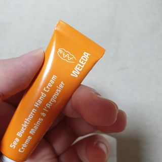 벨레다 카렌듈라 솝& 씨벅쏜 미니 핸드크림 세트 — 5점을 준 리뷰어가 2021년 8월 올린 사용 사진