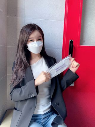 데일리브레스황사마스크KF94대형 데일리브레스 황사방역마스크 KF94 대형 — 5점을 준 리뷰어가 2021년 4월 올린 사용 사진
