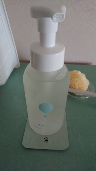 아미퓨어 [라이브] 피부장벽 강화를 위한 머랭 버블 클렌저 천연계면활성제로 온가족 사용가능 — 5점을 준 리뷰어가 2021년 7월 올린 사용 사진