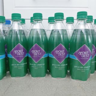 몽베스트 Montbest with Sparkling water Plain 20병 — 4점을 준 리뷰어가 2022년 8월 올린 사용 사진