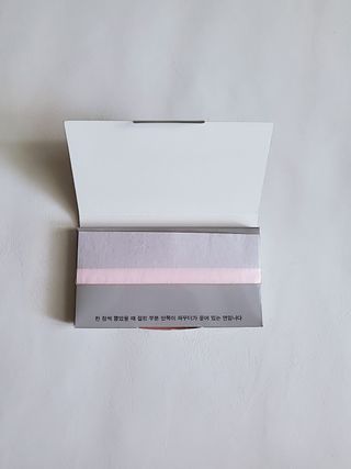 [갸스비] 메이크업은 그대로, 피지만 쏙 - BB킵 오일컨트롤 파우더 페이퍼 — 4점을 준 리뷰어가 2021년 7월 올린 사용 사진