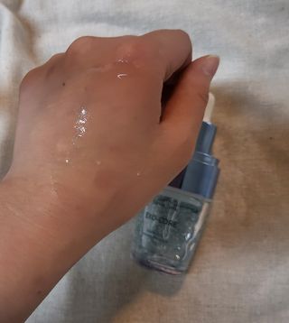 나우 [리브엠] 화해 1등 수분앰플 , 엑소코어 워터풀 텐션 앰플 — 5점을 준 리뷰어가 2023년 8월 올린 사용 사진