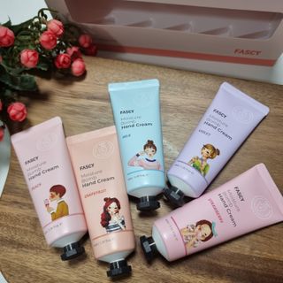 파시 고보습 핸드크림 40ml 5종 기프트 세트 — 5점을 준 리뷰어가 2022년 8월 올린 사용 사진