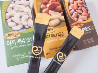 짜먹는 이지견과 짜먹는 이지아몬드, 짜먹는 이지허니피넛, 짜먹는 이지캐슈넛 각 10g X  10포 — 5점을 준 리뷰어가 2021년 1월 올린 사용 사진