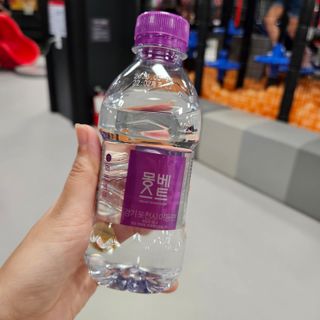 몽베스트 [MONTBEST] 330mL 20병 — 5점을 준 리뷰어가 2023년 7월 올린 사용 사진