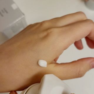 더말로지카 슈퍼 리치 리페어 — 4점을 준 리뷰어가 2020년 12월 올린 사용 사진