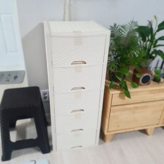 올맘 커넥트 5단 서랍장+분리커버+연결선반 구성 아이보리/브라운 — 5점을 준 리뷰어가 2021년 8월 올린 사용 사진