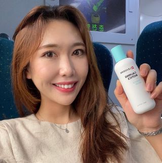 리더스코스메틱 리더스 카밍 바이오틱스 에센스 워터 — 5점을 준 리뷰어가 2021년 8월 올린 사용 사진