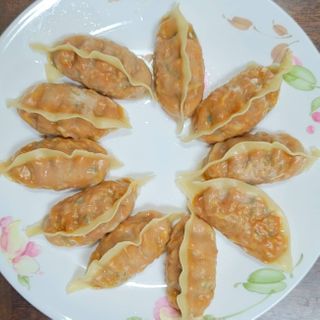 삼양냉동 [삼양] 얇은피불닭왕교자+얇은피까르보불닭왕교자 총4팩 — 5점을 준 리뷰어가 2021년 2월 올린 사용 사진