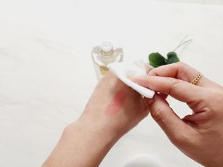 [후르디아] 눈시림없는 올영 립앤아이 리무버 — 5점을 준 리뷰어가 2023년 11월 올린 사용 사진