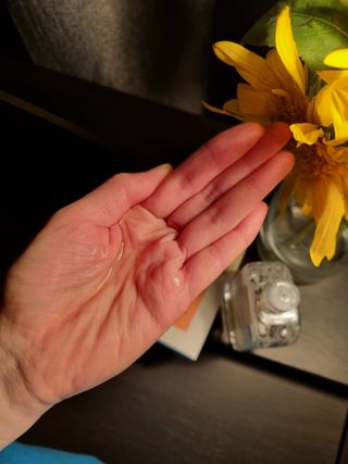 [녹산] 비건 대나무 밸런싱 수분 토너 + 비건 바이오 비타 에센스 — 5점을 준 리뷰어가 2022년 10월 올린 사용 사진
