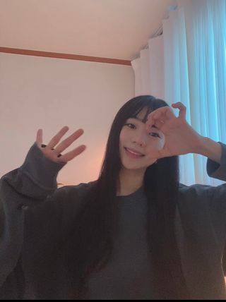 MAPLESYRUPFACTORY 메이플 피그먼트 맨투맨 8.COL — 4.5점을 준 리뷰어가 2022년 12월 올린 사용 사진