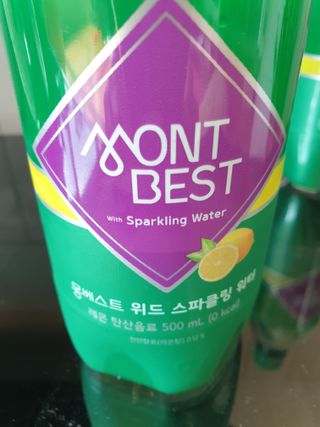 몽베스트 Montbest with Sparkling water Lemon OR Lime 20병(랜덤) — 5점을 준 리뷰어가 2021년 10월 올린 사용 사진
