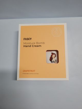 파시 FASCY 高保湿ハンドクリーム40ml+80ml セット — 5점을 준 리뷰어가 2021년 8월 올린 사용 사진