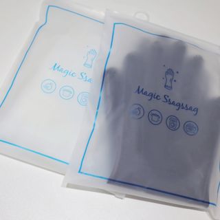 나무드 [매직싹싹] 고급형 친환경 실리콘 수세미 미끄럼방지 고무장갑 투명 1개 + 블랙 1개 캠핑용 야외 설거지 — 4점을 준 리뷰어가 2021년 9월 올린 사용 사진
