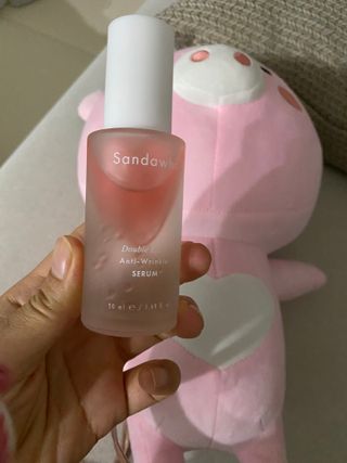 산다화 더블 이펙트 안티 링클 세럼 50ml — 3점을 준 리뷰어가 2022년 10월 올린 사용 사진