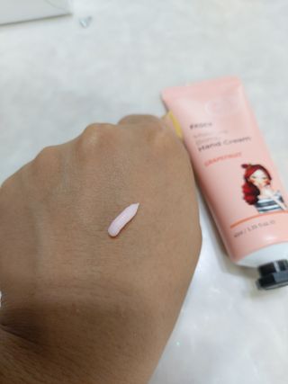 파시 FASCY 高保湿ハンドクリーム40ml+80ml セット — 5점을 준 리뷰어가 2021년 6월 올린 사용 사진