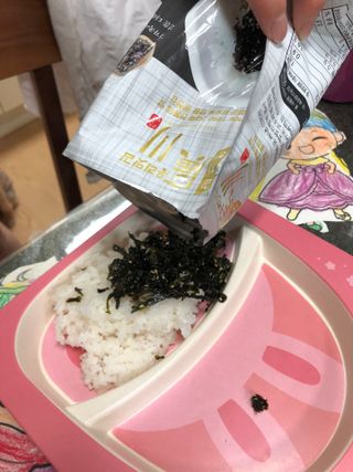 광천우리맛김 우리집밥도둑 맛있는광천김 우리김자반 50g 5봉 — 5점을 준 리뷰어가 2021년 11월 올린 사용 사진