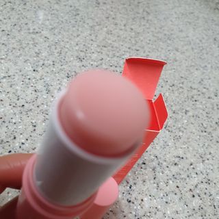 스킨큐어 산다화 카멜리아 안티 링클 멀티밤 — 5점을 준 리뷰어가 2023년 1월 올린 사용 사진