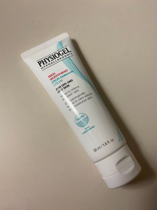 피지오겔 레드수딩 시카밸런스 크림 50ml — 4.5점을 준 리뷰어가 2022년 4월 올린 사용 사진