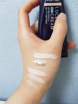 아이앤립 / EYENLIP 아이앤립 루센트 비비크림 2 Color — 4점을 준 리뷰어가 2021년 5월 올린 사용 사진