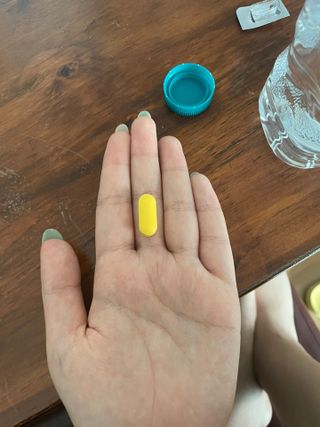 [경남제약헬스케어] 런칭기념 케어플러스 B로날린 1,000mg X 60정(2개월분)/비타민B군 — 3.5점을 준 리뷰어가 2023년 10월 올린 사용 사진