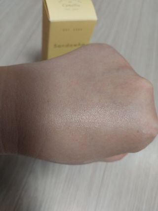 산다화 비타민C 화이트닝 크림 — 5점을 준 리뷰어가 2023년 10월 올린 사용 사진
