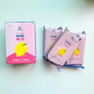 비타앤C 레몬맛, 망고맛 — 5점을 준 리뷰어가 2021년 4월 올린 사용 사진