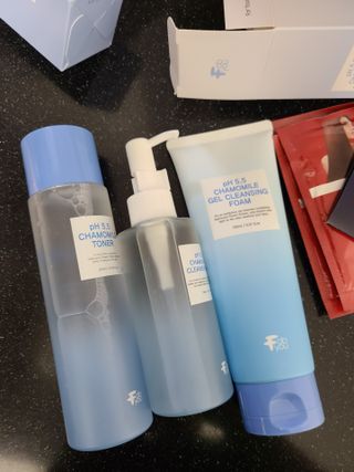 페브유 / FABYOU 페브유 pH5.5 캐모마일 젤 클렌징 폼 + 클렌징 오일 + 토너 3종 세트 — 5점을 준 리뷰어가 2021년 6월 올린 사용 사진