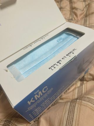 건강누리인터내셔날 (마스크 특집) 7DAYS 컬러마스크 (컬러7매)+ KMC 프리미엄 덴탈마스크(50매) — 3.5점을 준 리뷰어가 2022년 7월 올린 사용 사진