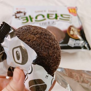 롯데제과 까망카스타드 더블초코 — 5점을 준 리뷰어가 2021년 5월 올린 사용 사진