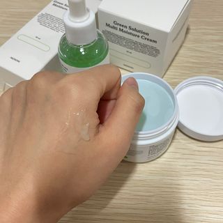 [녹산] 그린 솔루션 멀티 수분 앰플 + 그린 솔루션 멀티 수분크림 — 5점을 준 리뷰어가 2022년 9월 올린 사용 사진