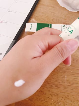 [위드덤] 워터풀 인텐스 리페어 포뮬라 — 5점을 준 리뷰어가 2021년 11월 올린 사용 사진