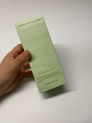 프리마인 메이크업과 들뜨는 각질까지 한방에 깐달걀로! 순하기까지한 셀베이스 그린티클렌저(200ml) — 5점을 준 리뷰어가 2023년 5월 올린 사용 사진