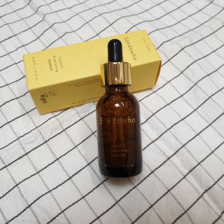 스킨큐어 산다화 비타민c 화이트닝 에센스 30ml — 5점을 준 리뷰어가 2023년 10월 올린 사용 사진