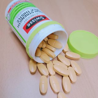 Swisse 스위스 고함량 밀크씨슬 35,000mg 60정 — 5점을 준 리뷰어가 2021년 11월 올린 사용 사진