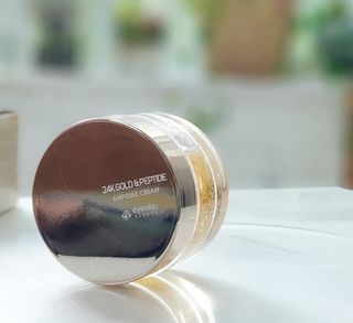 아이앤립 / EYENLIP 아이앤립 24K 골드 N 펩타이드 앰플 크림 — 5점을 준 리뷰어가 2021년 4월 올린 사용 사진