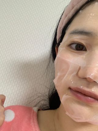 체르엠 그린 케비어 더블워터 마스크팩 5매입  2팩 — 5점을 준 리뷰어가 2021년 12월 올린 사용 사진