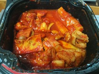 한성기업 무볼레 닭떡볶이+해물떡볶이 2종 세트 — 5점을 준 리뷰어가 2021년 10월 올린 사용 사진