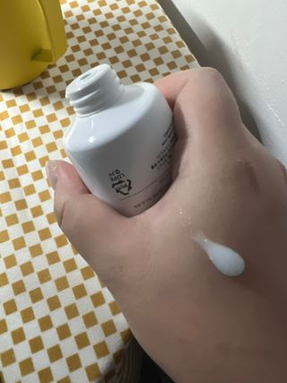 랑벨 수퍼내츄럴 아쿠아 수딩 크림 100ml — 5점을 준 리뷰어가 2022년 4월 올린 사용 사진