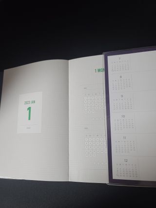 리훈 2023년 아이라이크 모눈 다이어리 미니달력 세트 — 5점을 준 리뷰어가 2022년 11월 올린 사용 사진