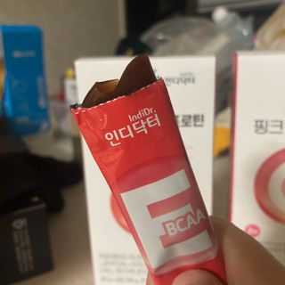 인디닥터 면역 생생 핑크 이뮨 젤리 + 타이탄 BCAA 프로틴 젤리스틱 — 4.5점을 준 리뷰어가 2022년 4월 올린 사용 사진